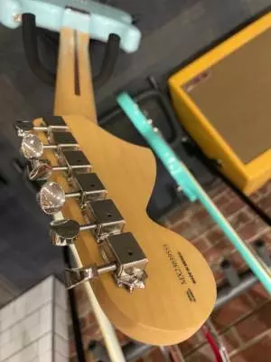 Fender Tom Delonge Stratocaster 2